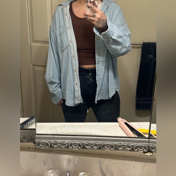 Aritzia denim forum 80s comfy shirt - Picture 1 of 6